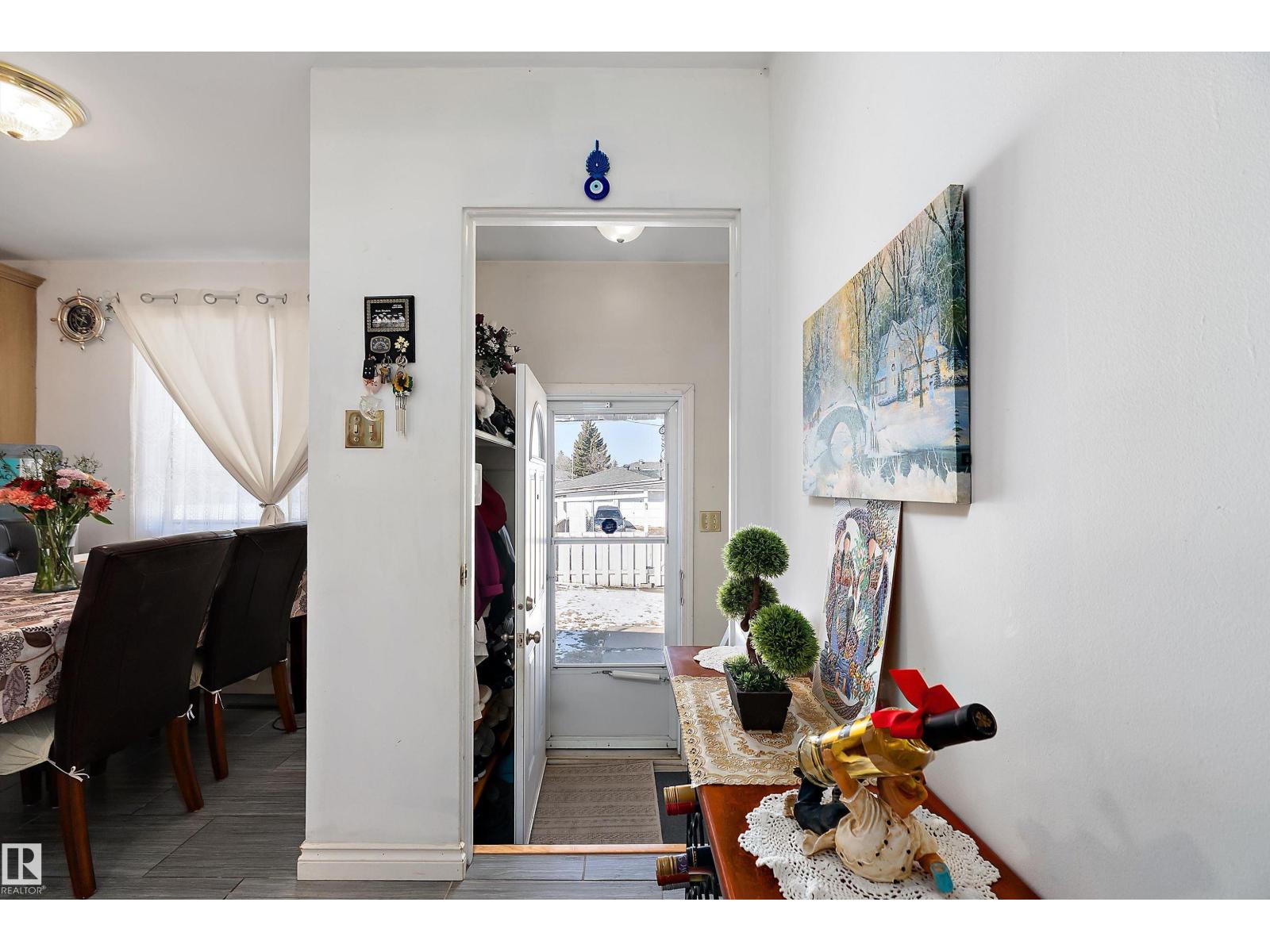 Additional image 4 of 13416 101 Street NW, Edmonton, AB, T5E4G4