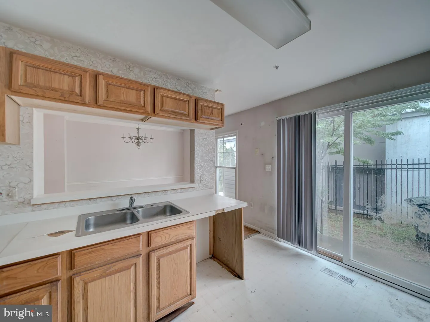 Additional image 70 of 881-A Barnaby Street SE, Washington, DC 20032
