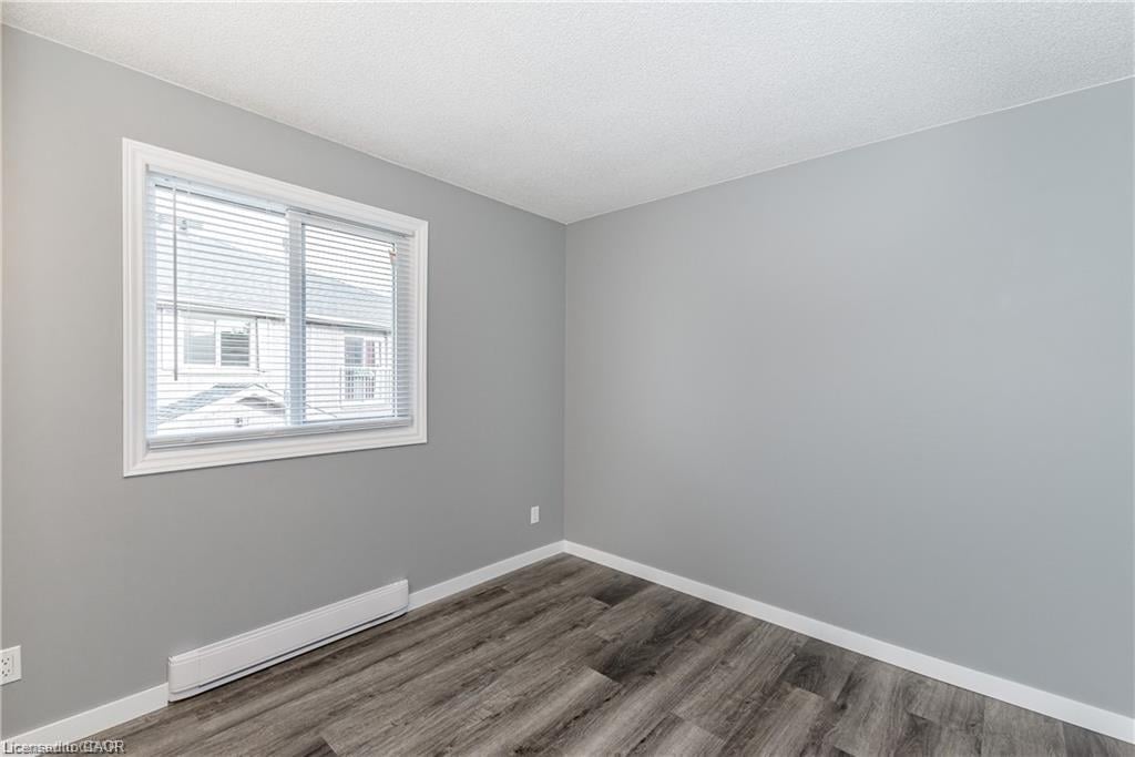 Additional image 6 of 8-331 Northlake Drive, Waterloo, ON, N2V 1Z1