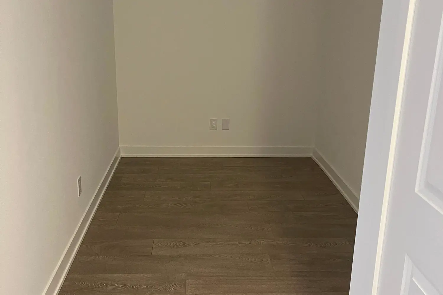 543 Richmond St 931 photo 4