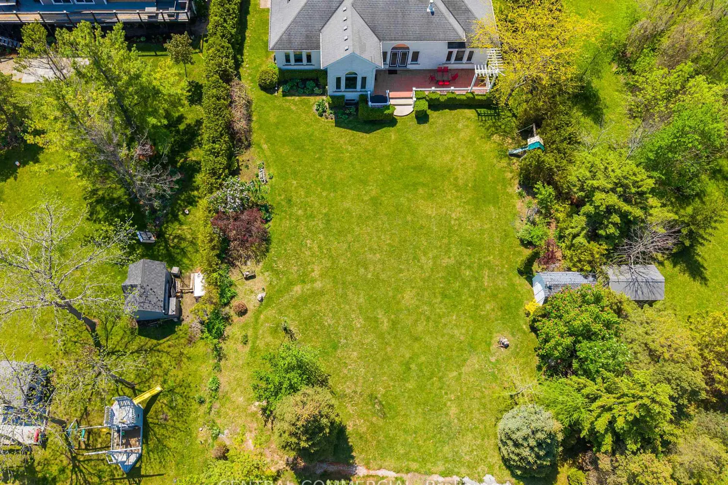 4266 Bluepoint Drive photo 5