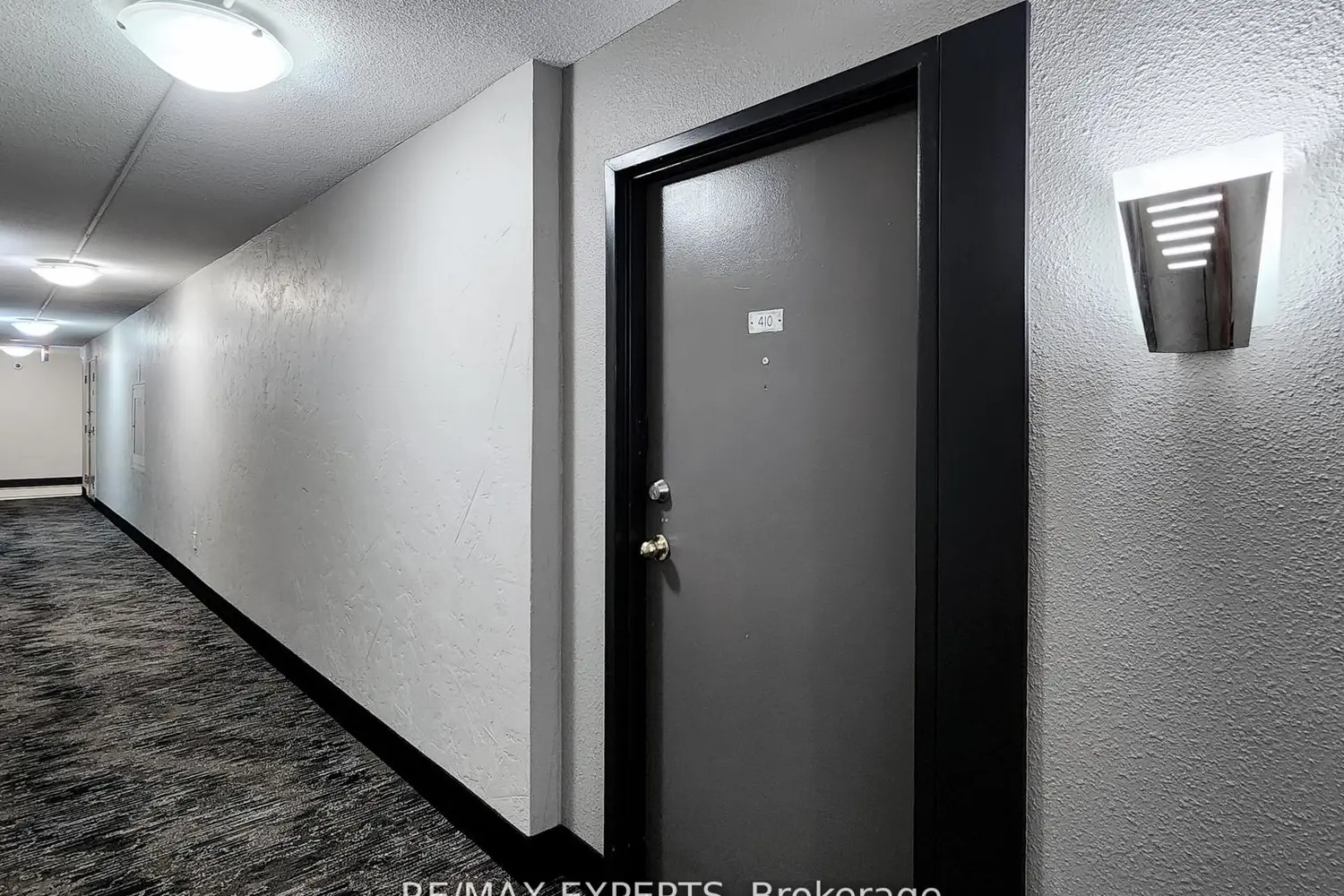 100 Wingarden Court 410 photo 5
