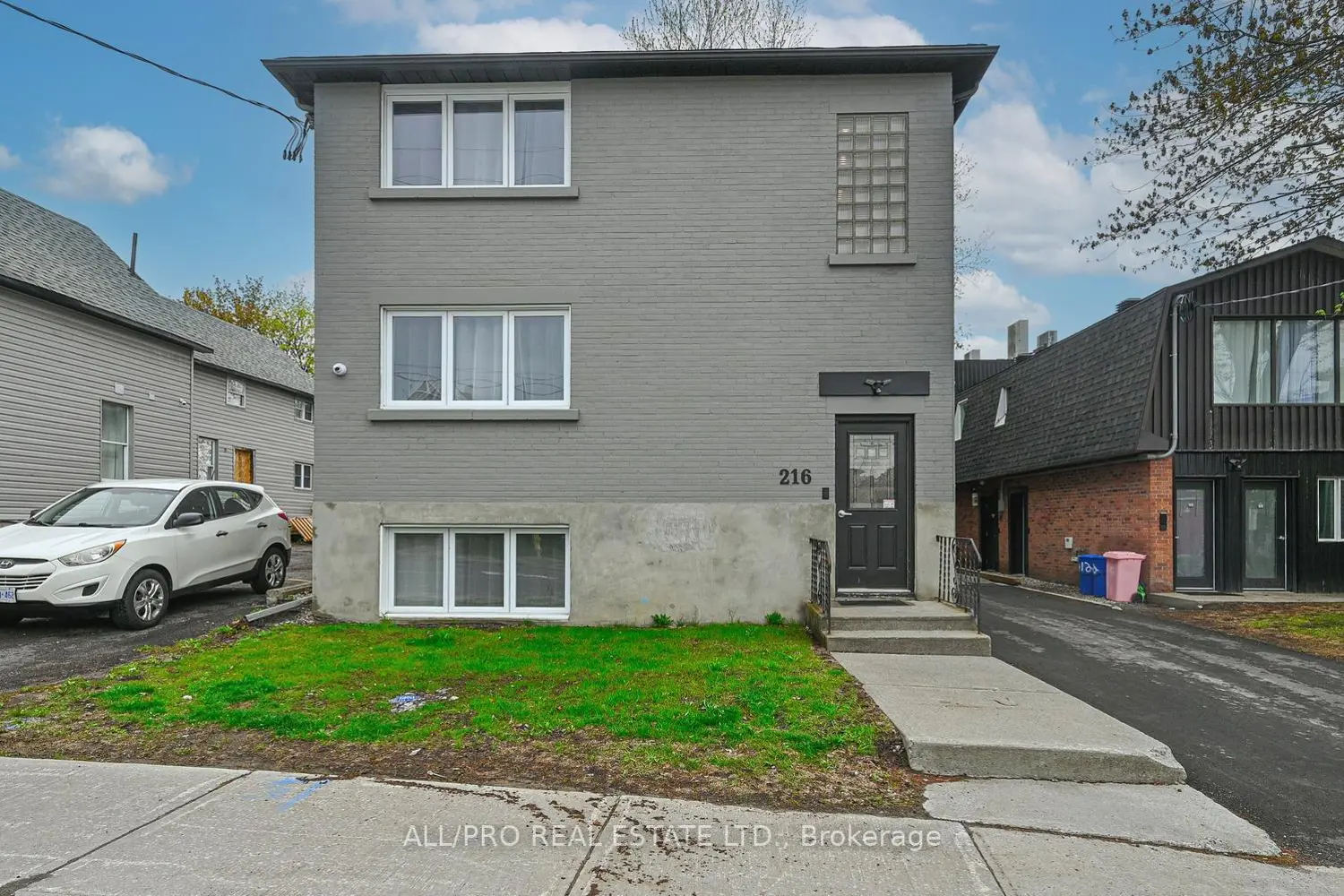 Additional image 3 of 216 Mcarthur Avenue