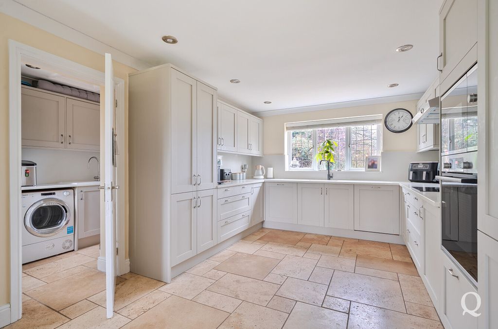 Additional image 12 of 5 bed detached house for saleStockers Hill Road, Rodmersham, Sittingbourne, Kent ME9