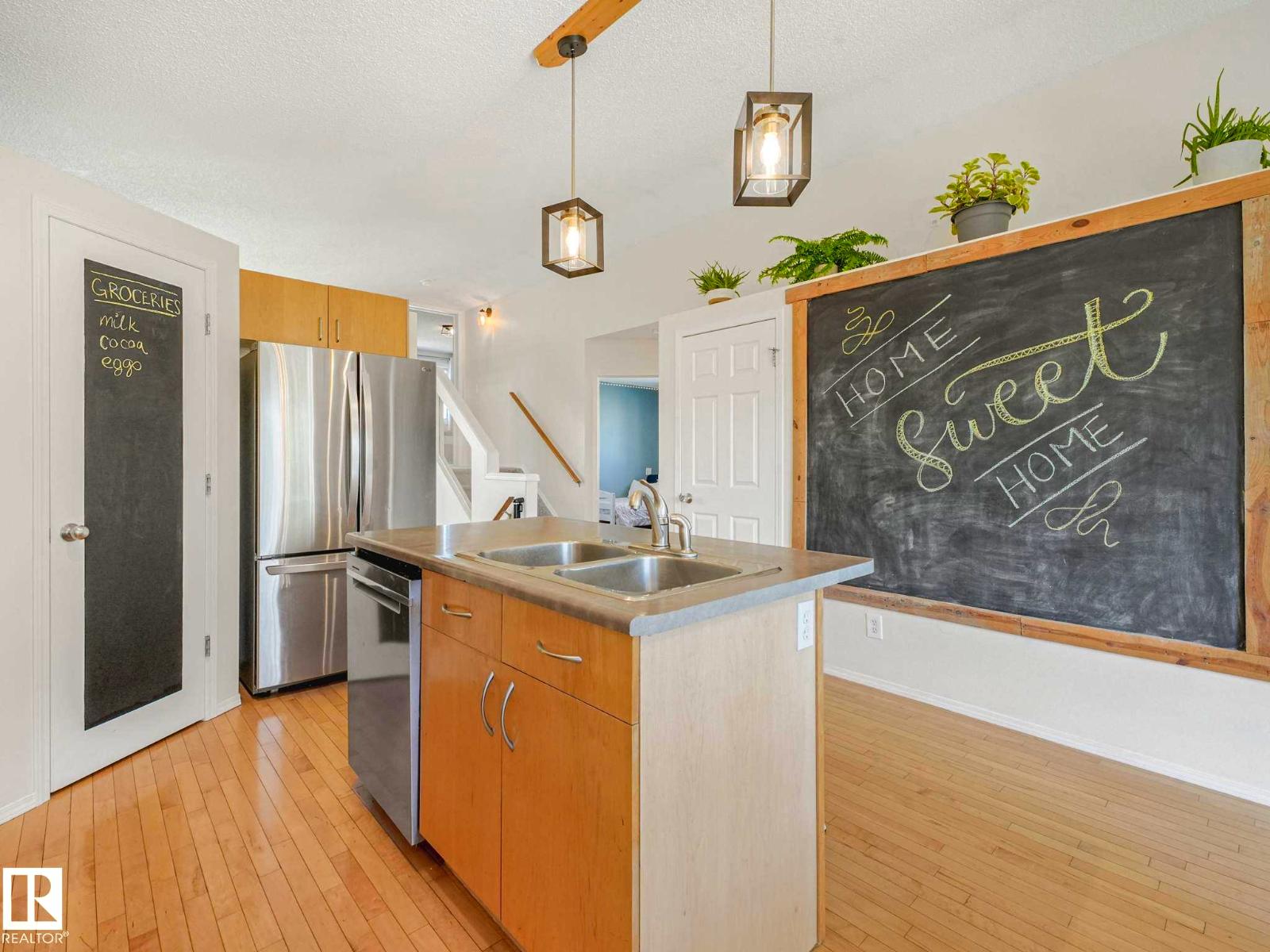 Additional image 6 of 3608 130 Avenue NW, Edmonton, AB, T8H1X3
