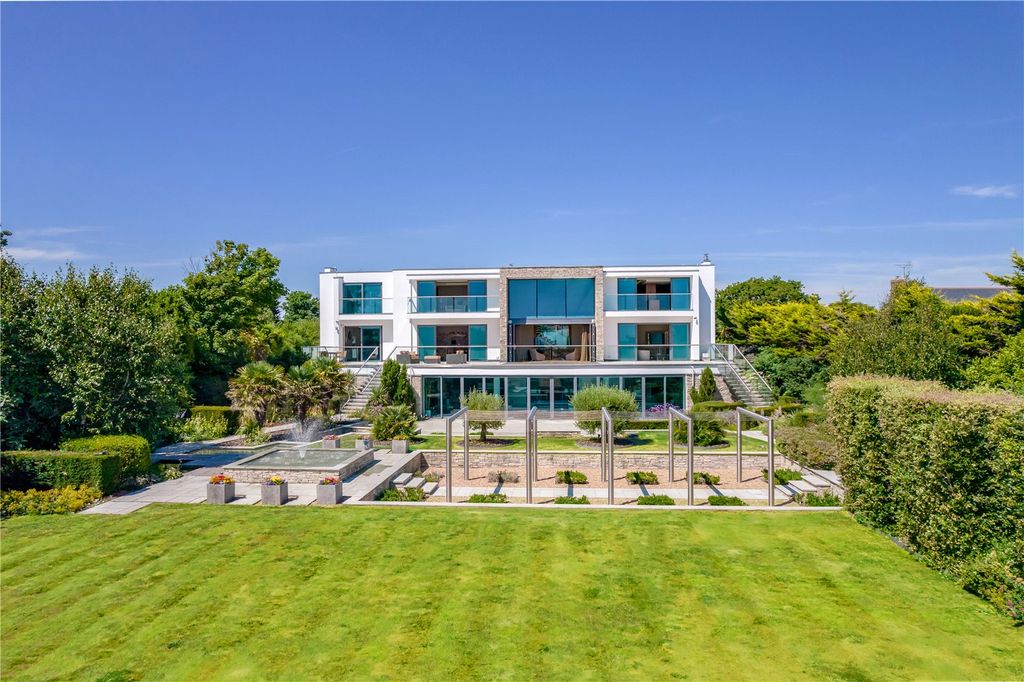 Additional image 7 of 6 bed detached house for saleBarrack Lane, Aldwick, West Sussex PO21