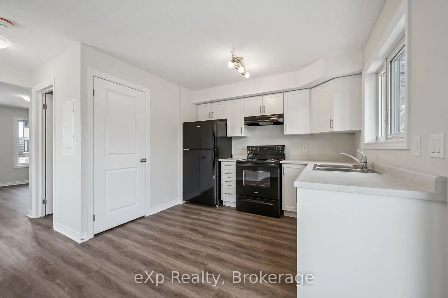Additional image 8 of 465 Garafraxa Street 2