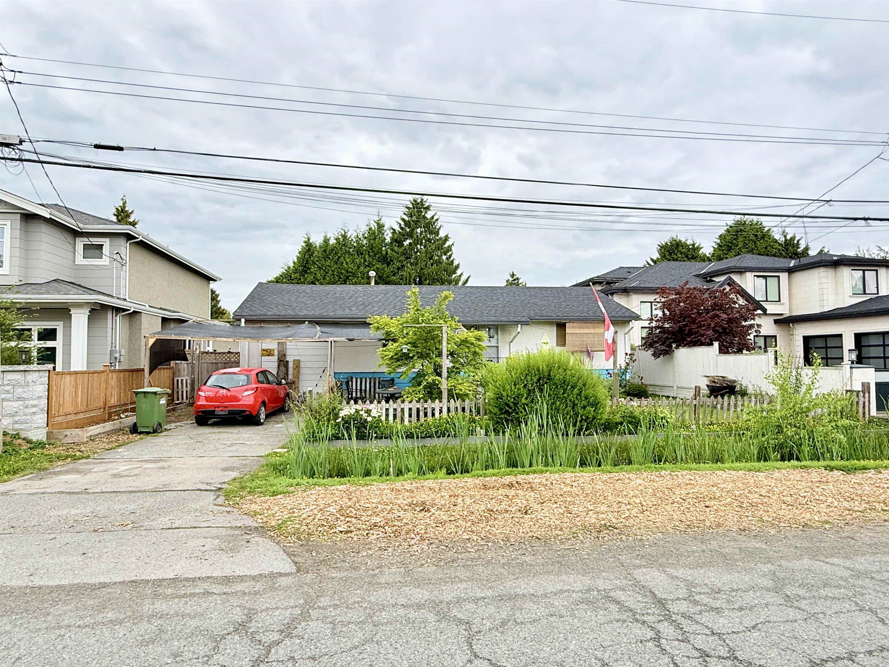 8631 Leslie Road, Richmond, BC, V6X 1E6