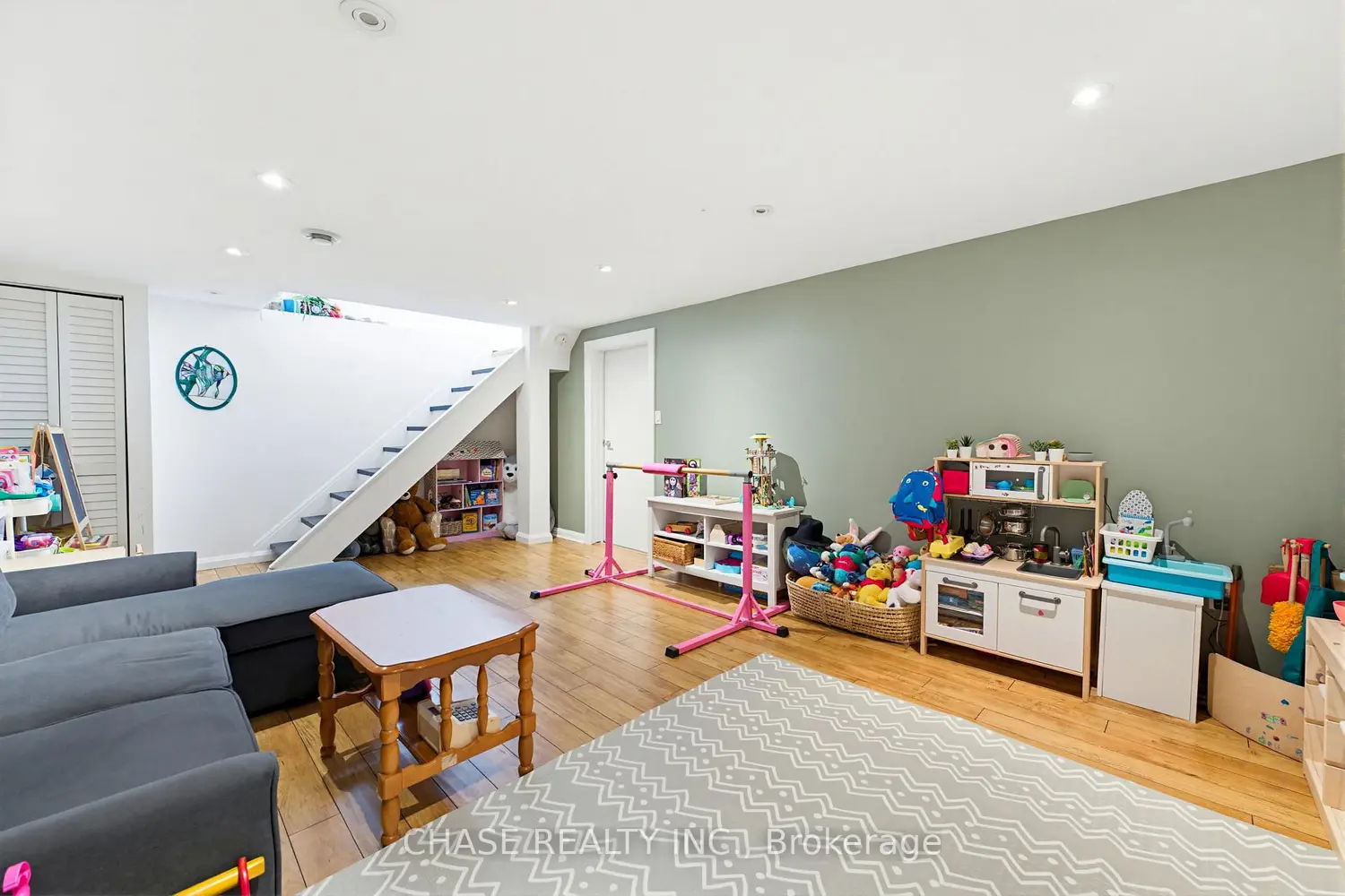 Additional image 15 of 632 Greenhill Avenue