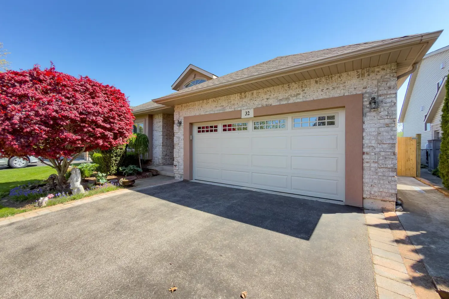 32 Michaela Crescent