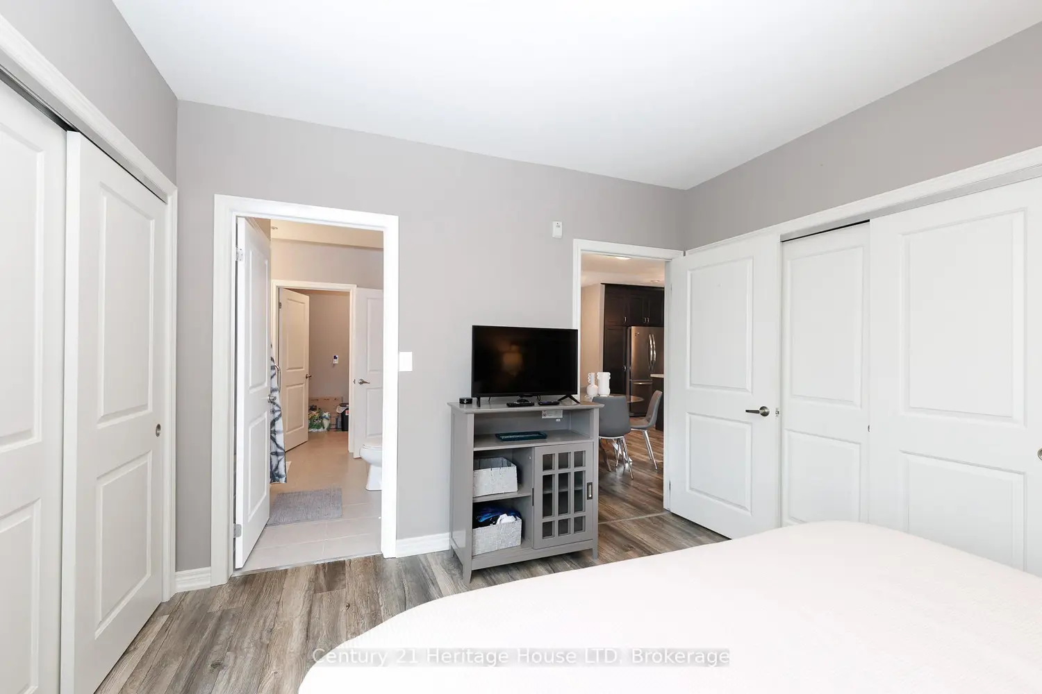 Additional image 8 of 379 Scott Street 307