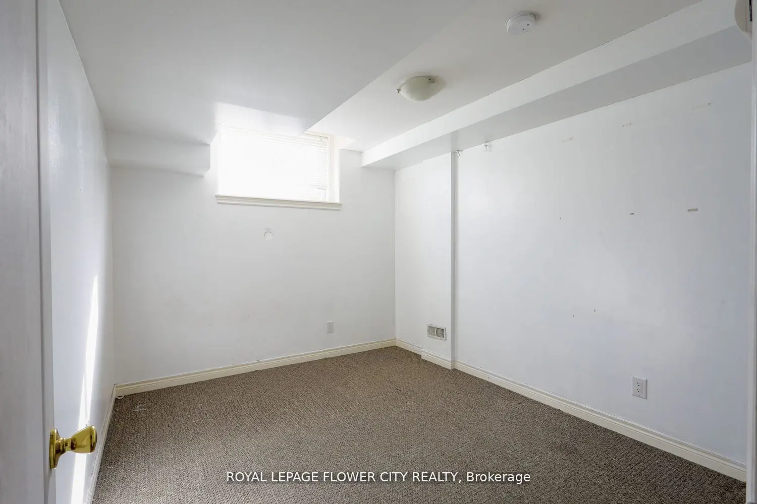 Additional image 11 of 146 Winterberry Boulevard
