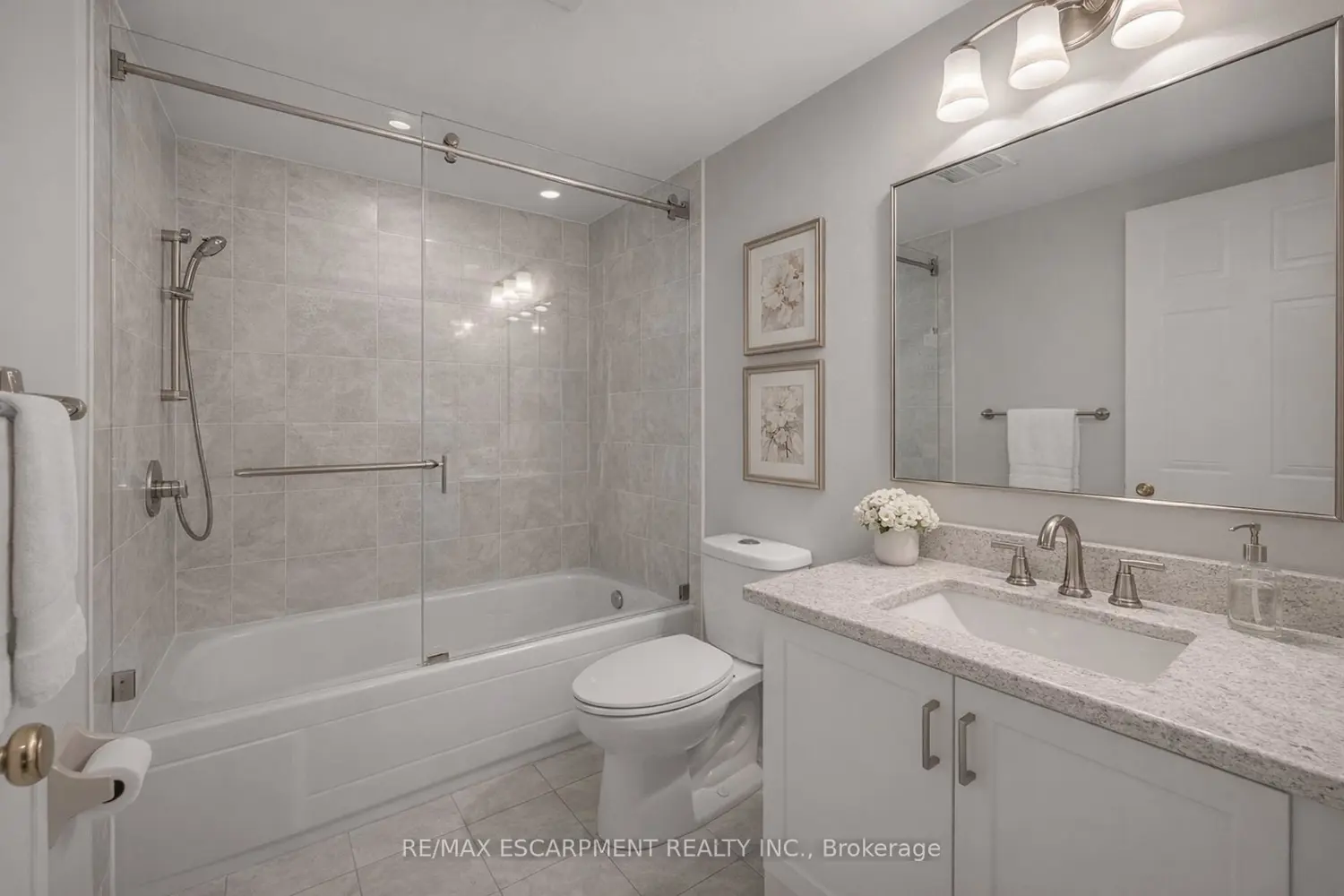 Additional image 3 of 5070 Pinedale Avenue 302