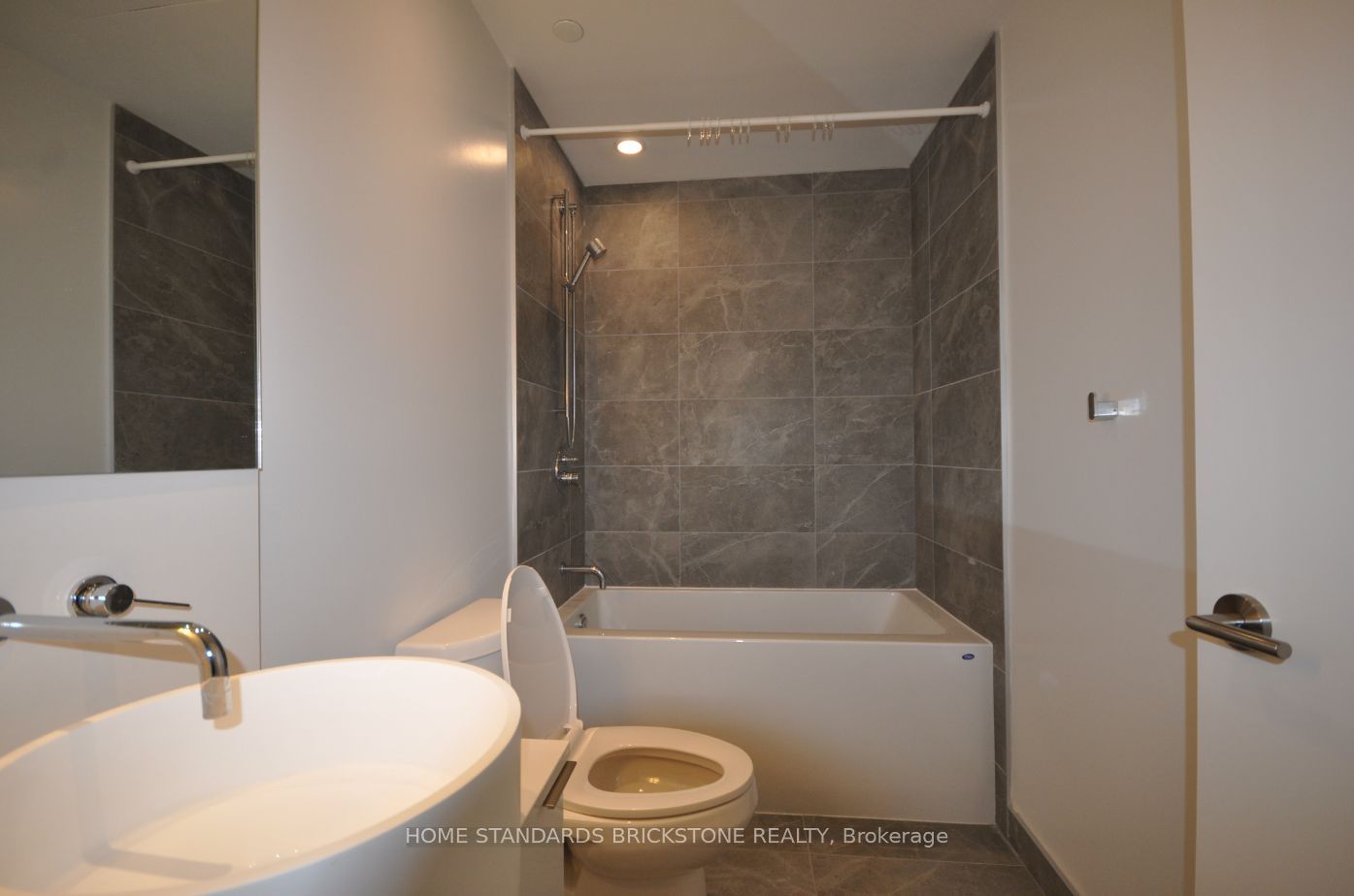 Additional image 6 of 2011-185 Roehampton Avenue, Toronto, ON, M4P 0C6
