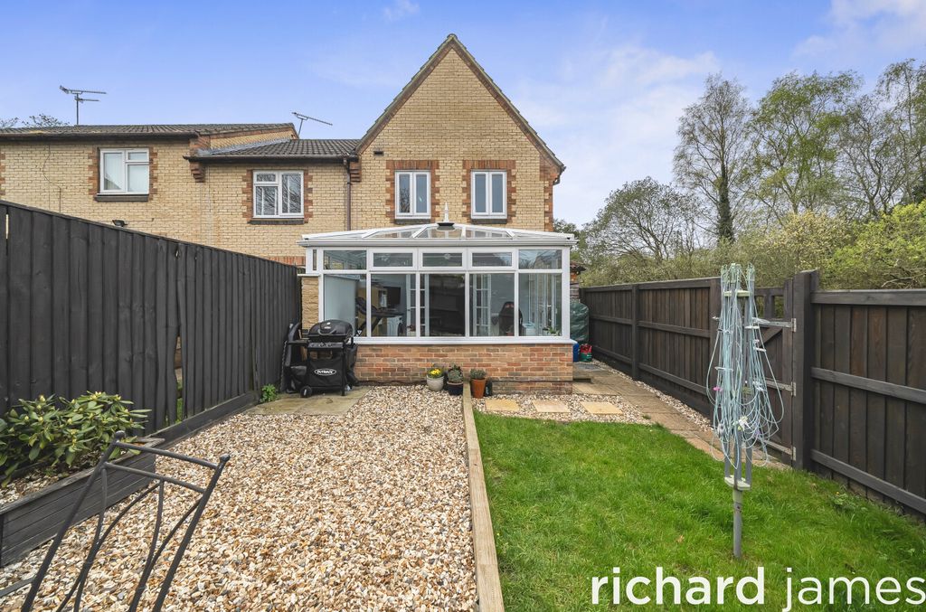 Additional image 5 of 3 bed end terrace house for saleThyme Close, Pembroke Park, Swindon SN2
