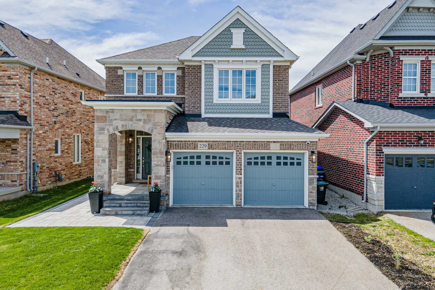 229 Blue Dasher Boulevard