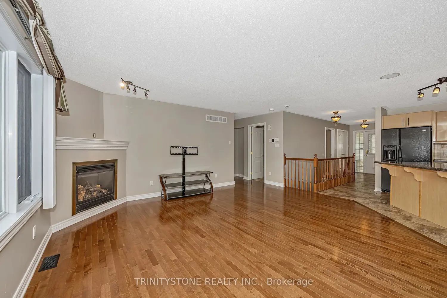 Additional image 6 of 90 Sinclair Avenue