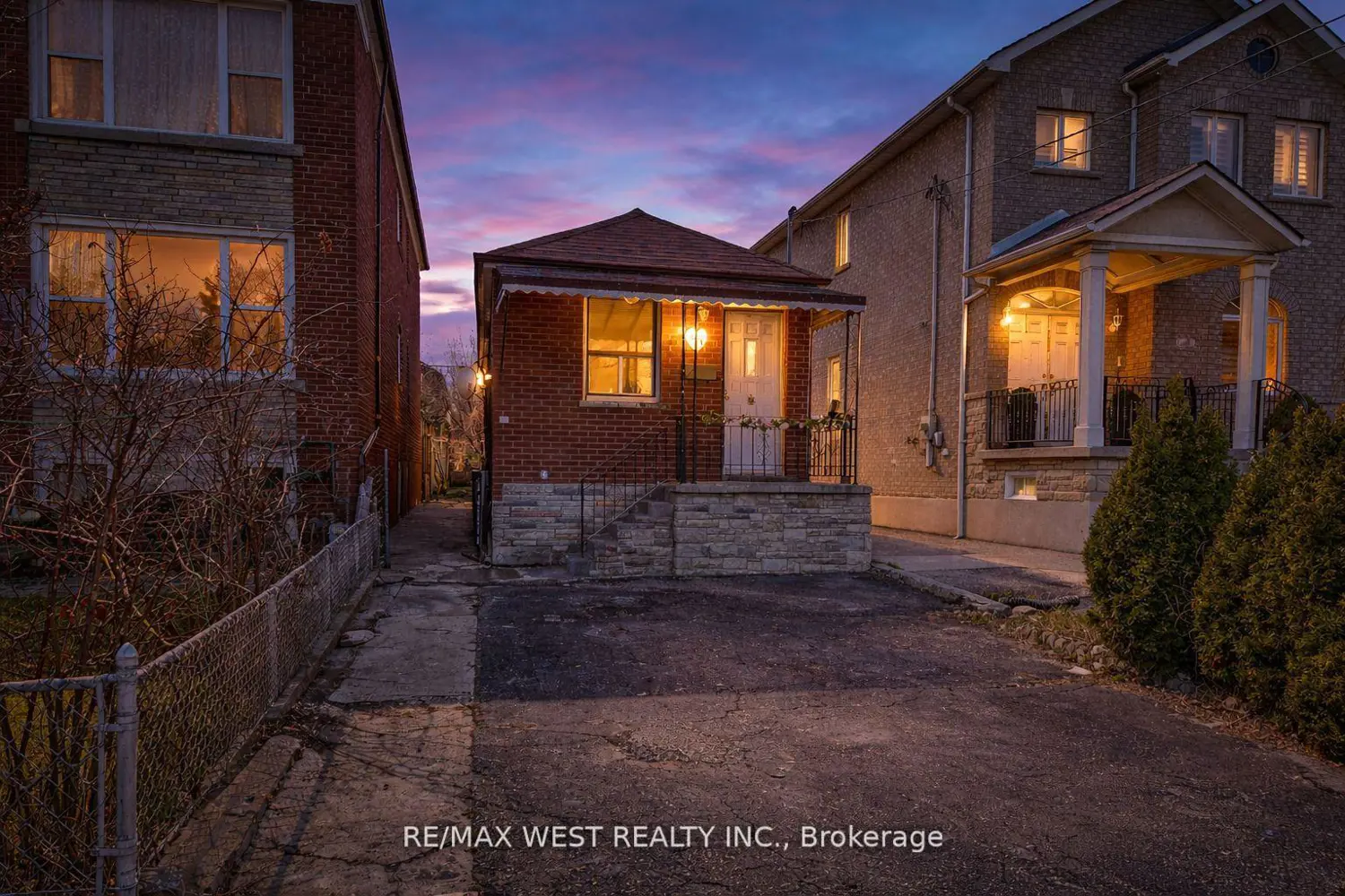 538 Mcroberts Avenue photo 2