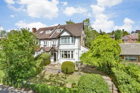 Foxley Lane, Purley, Surrey CR8