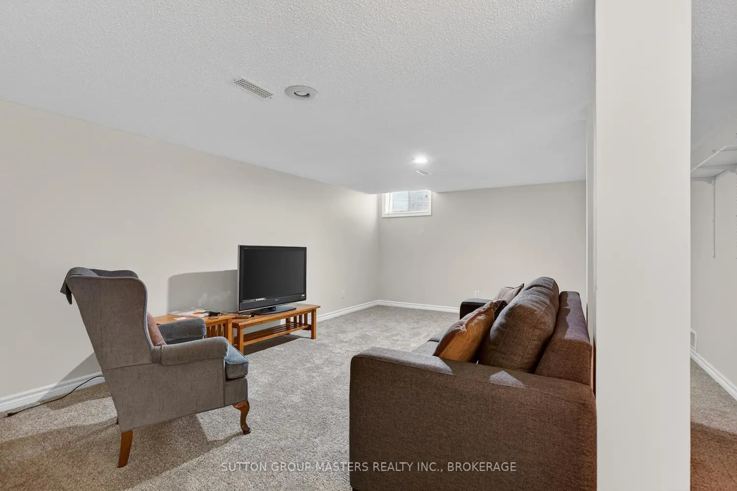 Additional image 17 of 660 Millwood Drive