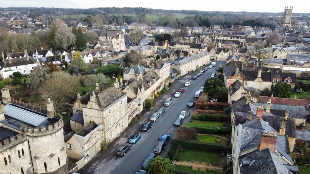 Additional image 17 of 3 bed terraced house for saleCecily Hill, Cirencester, Gloucestershire GL7