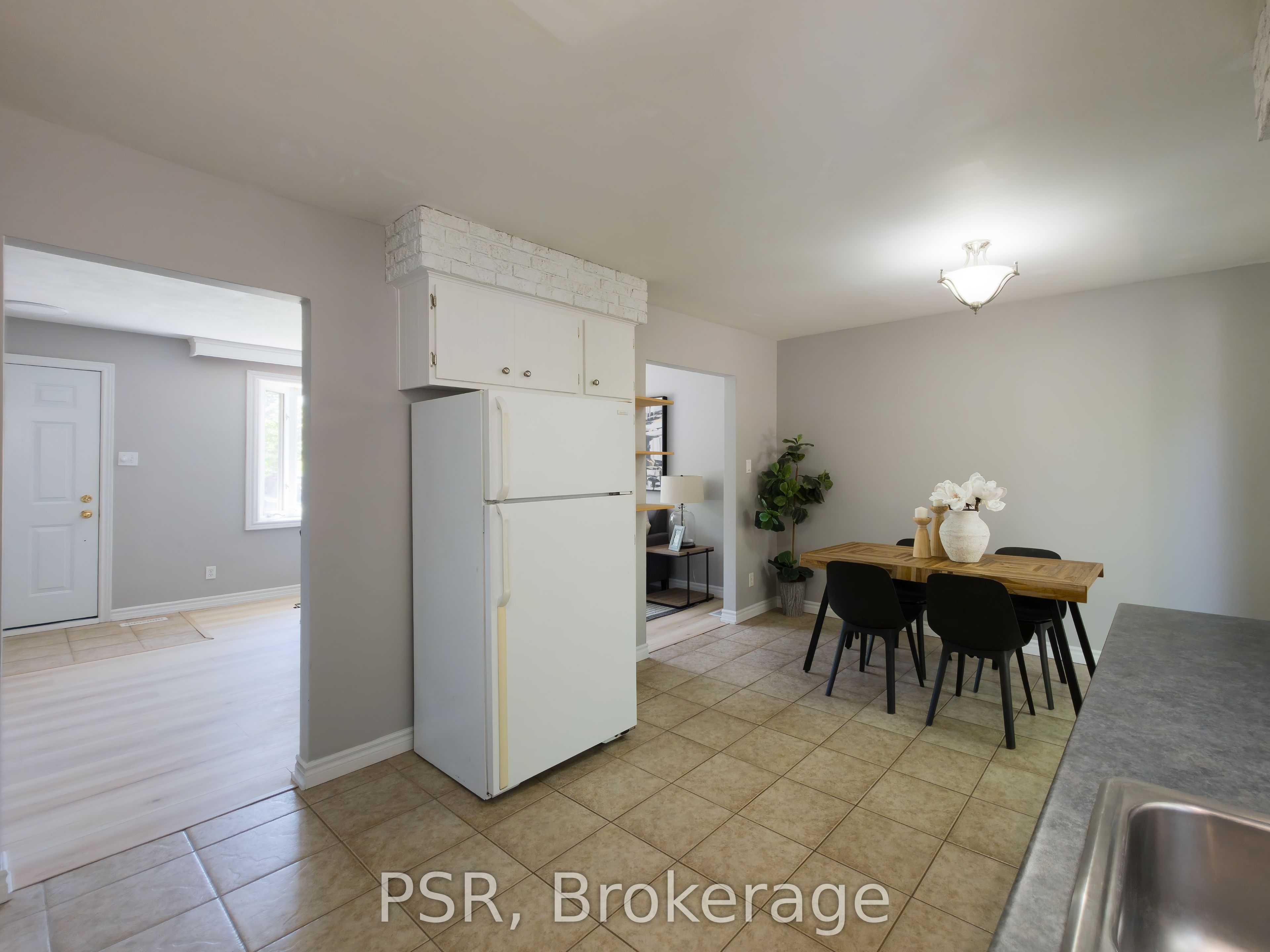 Additional image 5 of 11 Elmsdale Drive, Kitchener, ON, N2E 1H7