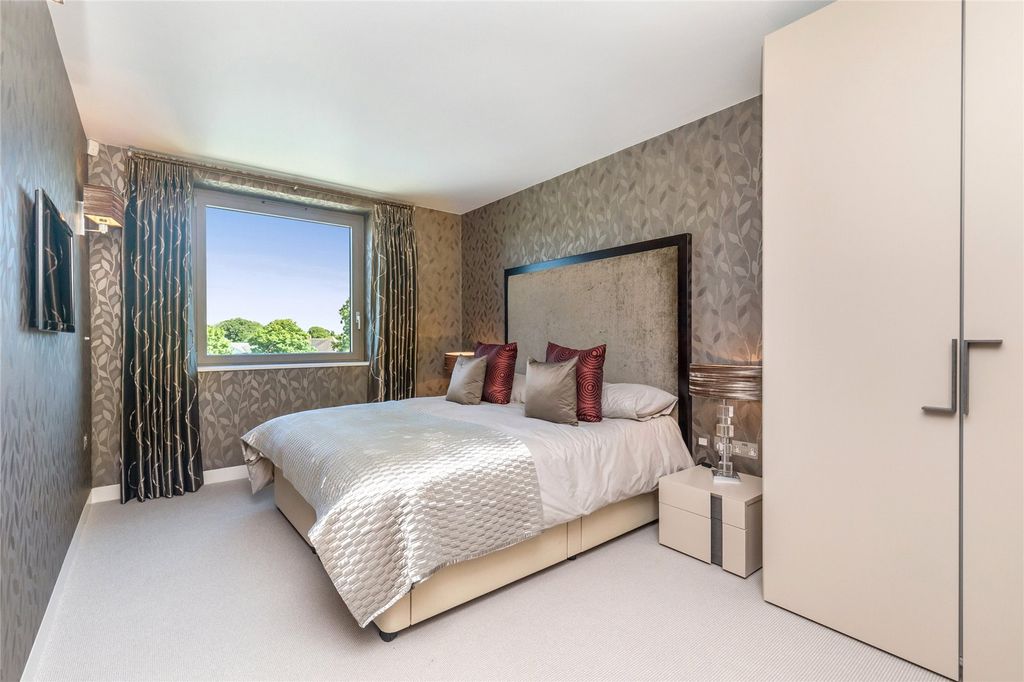 Additional image 46 of 6 bed detached house for saleBarrack Lane, Aldwick, West Sussex PO21