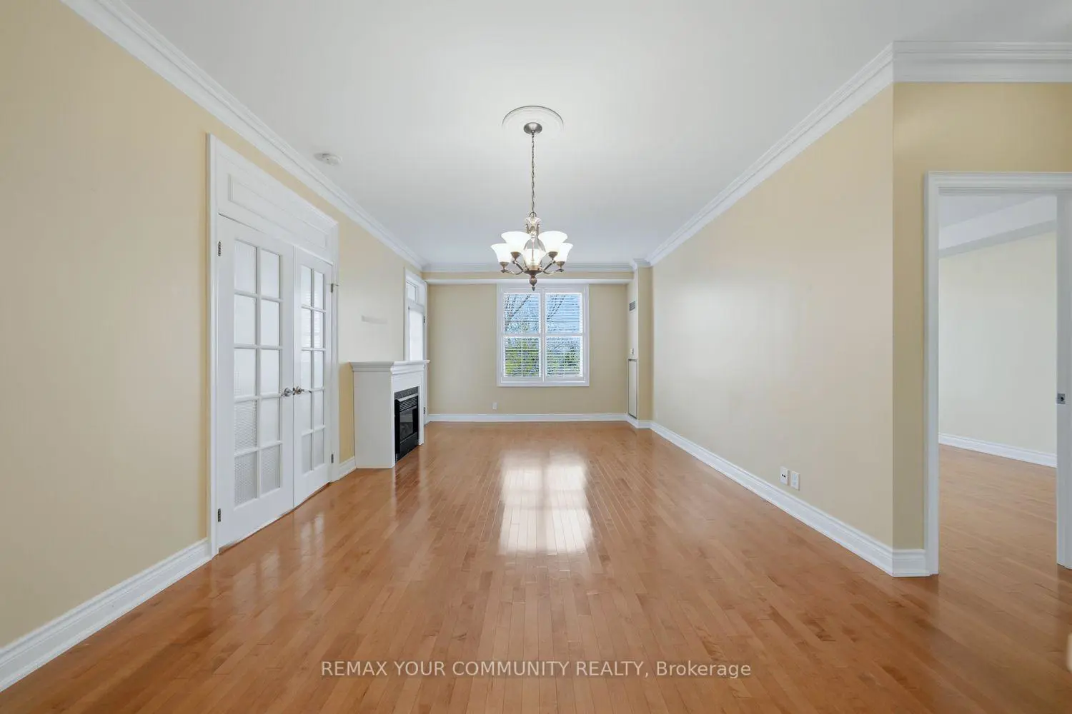 Additional image 13 of 9519 Keele Street 313