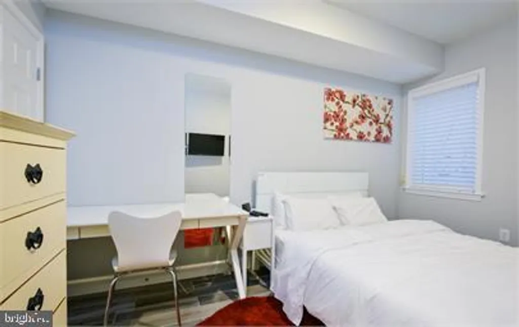 1434 T Street NW, Washington, DC 20009