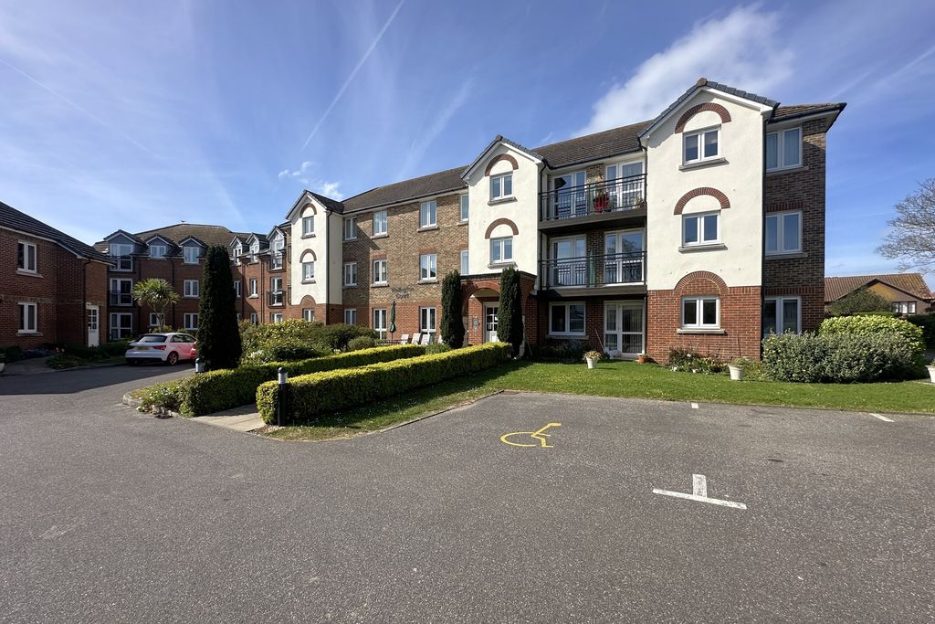 2 bed flat for saleBeechwood Avenue, Deal CT14