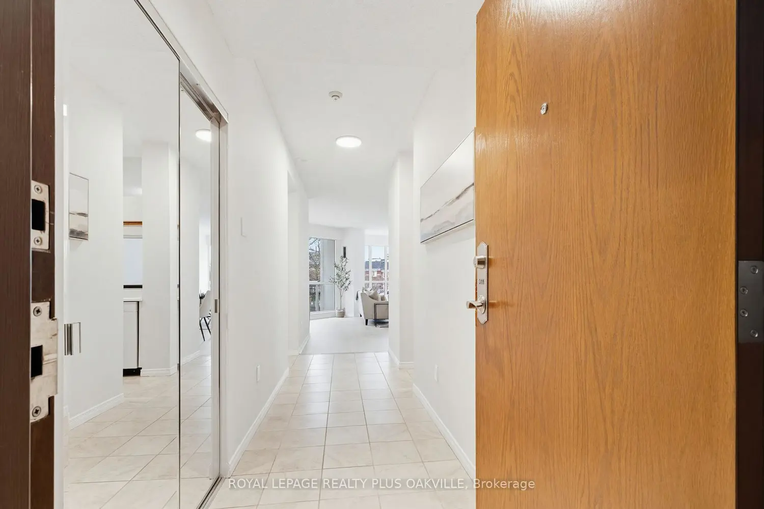 Additional image 2 of 2511 Lakeshore Road 311
