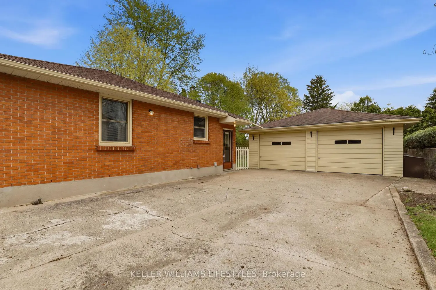 Additional image 3 of 543 Elmdale Avenue