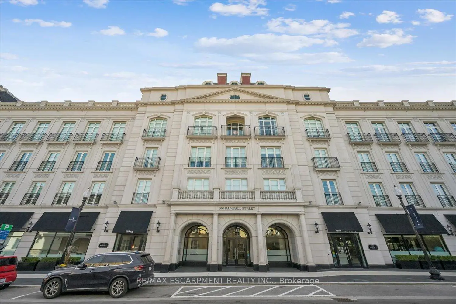 300 Randall Street 211
