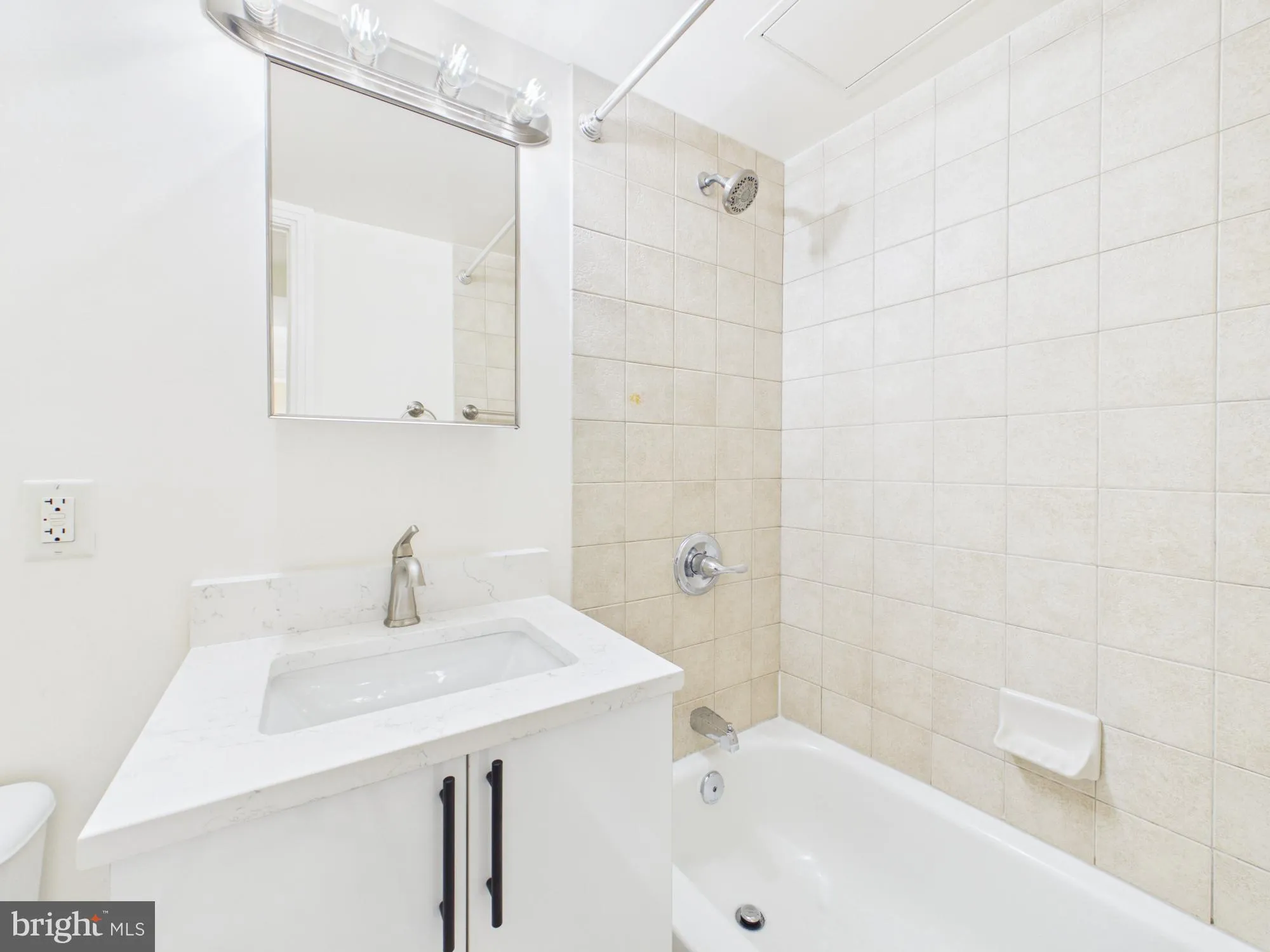 Additional image 78 of 800 4th Street SW Unit N701, Washington, DC 20024