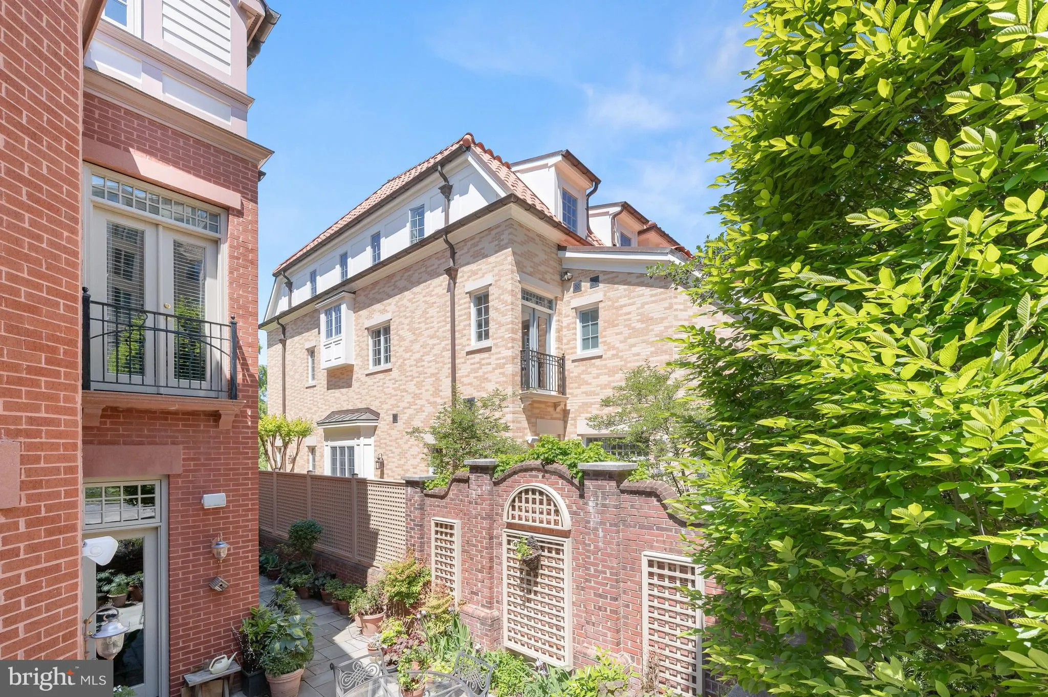 Additional image 47 of 2985 38th Street NW, Washington, DC 20016