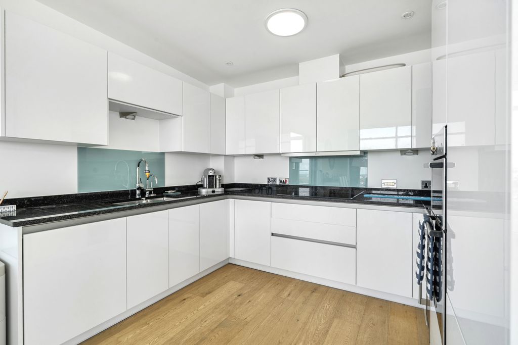 Additional image 7 of 4 bed flat for saleLusty Glaze, Newquay, Cornwall TR7
