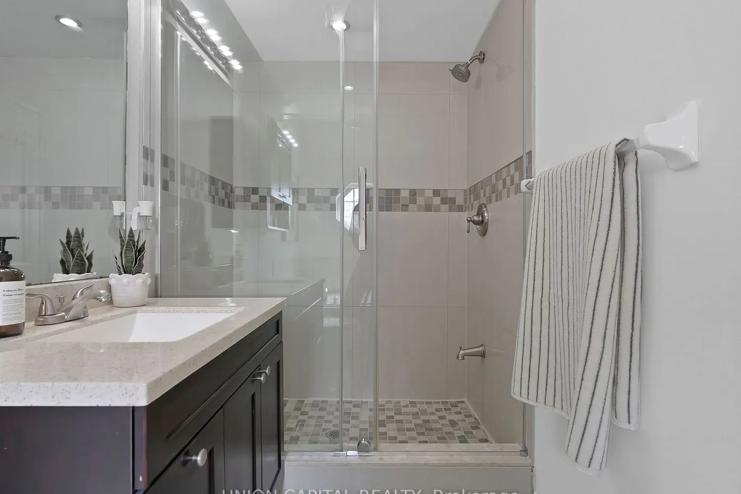 Additional image 10 of 3845 Ridgepoint Way