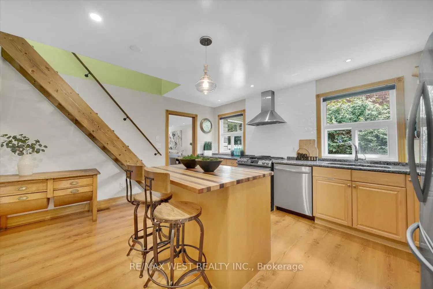 35 Gort Avenue photo 3