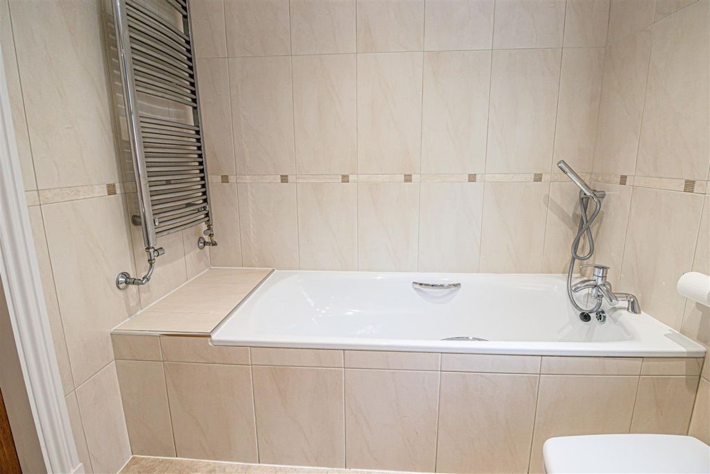 Additional image 20 of 3 bed flat for saleCambridge Road, Southport, Merseyside PR9