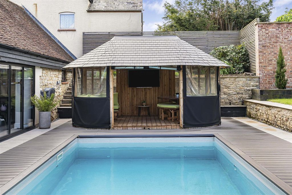 Additional image 69 of 7 bed property for sale34 Bell Lane, Syresham, Brackley NN13