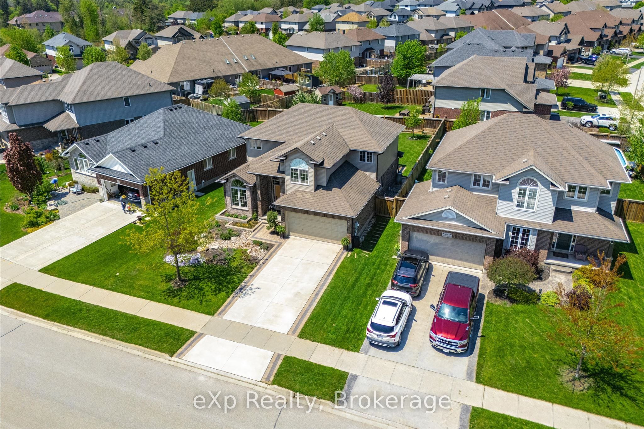 Additional image 2 of 52 Marr Drive, Centre Wellington, ON, N0B 1S0