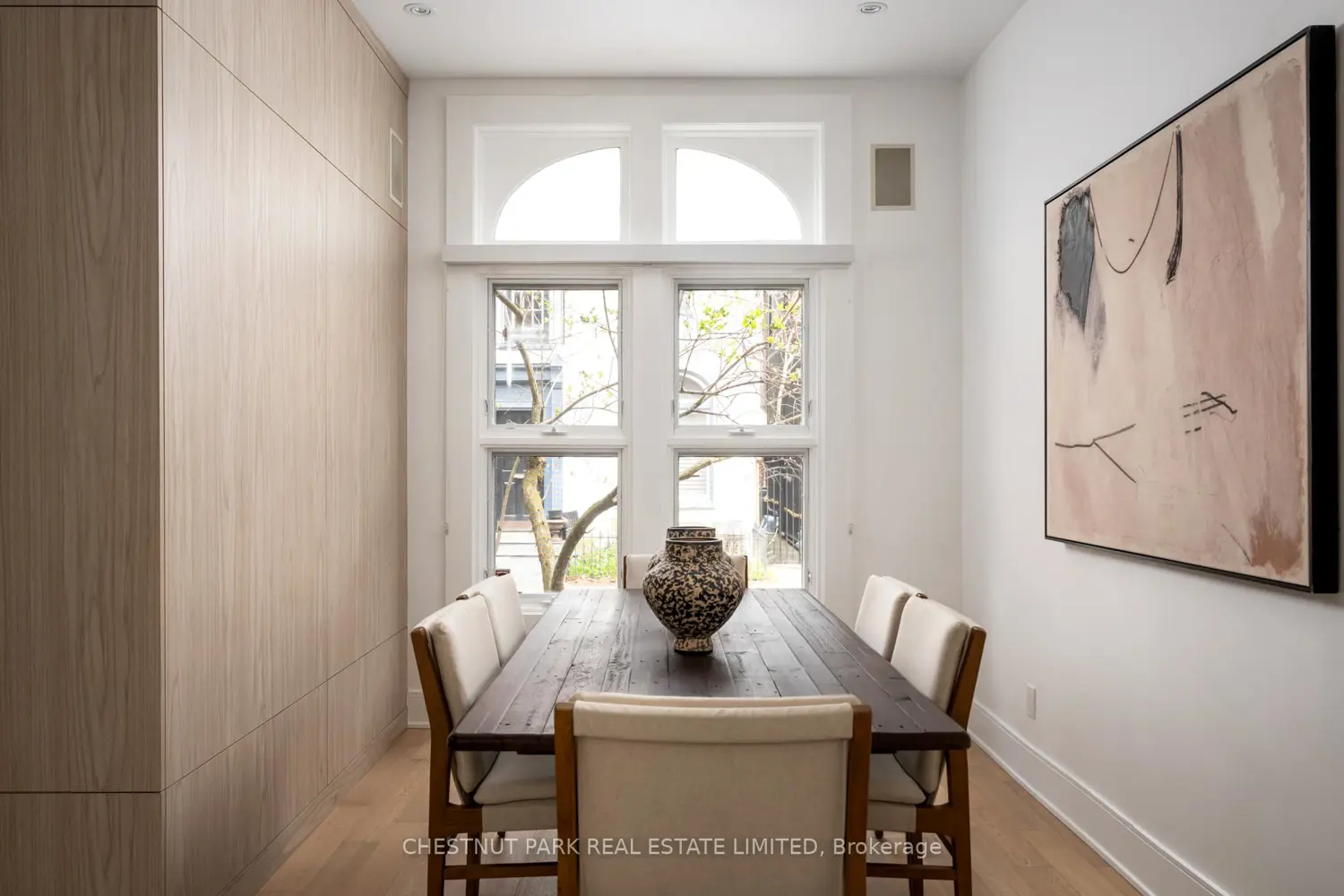 14 Wellesley Avenue photo 2
