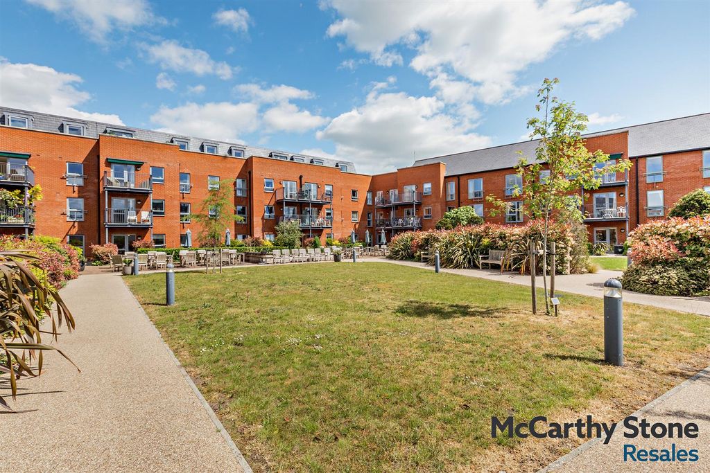 Additional image 37 of 2 bed flat for saleMonument Place, Endless Street, Salisbury SP1