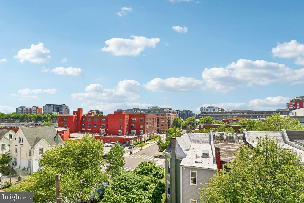 Additional image 40 of 233 S Street NE Unit 5, Washington, DC 20002