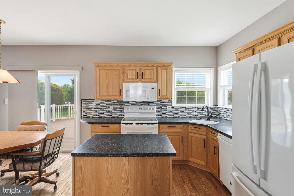 Additional image 18 of 308 Waterview Drive, New Castle, DE 19720