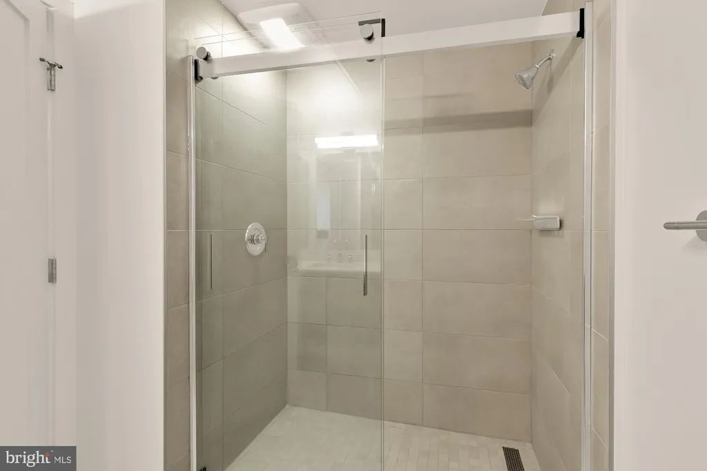 Additional image 14 of 37 L Street SE Unit 507, Washington, DC 20003