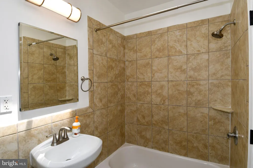 Additional image 17 of 5700 Georgia Avenue NW Unit 2, Washington, DC 20011