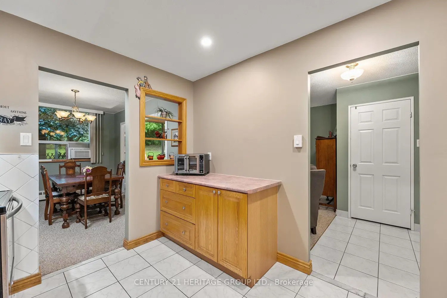 Additional image 5 of 200 Holland Court 3