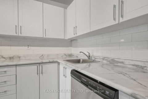 Additional image 8 of C-5555 Montevideo Road, Mississauga, ON, L5N 3S3