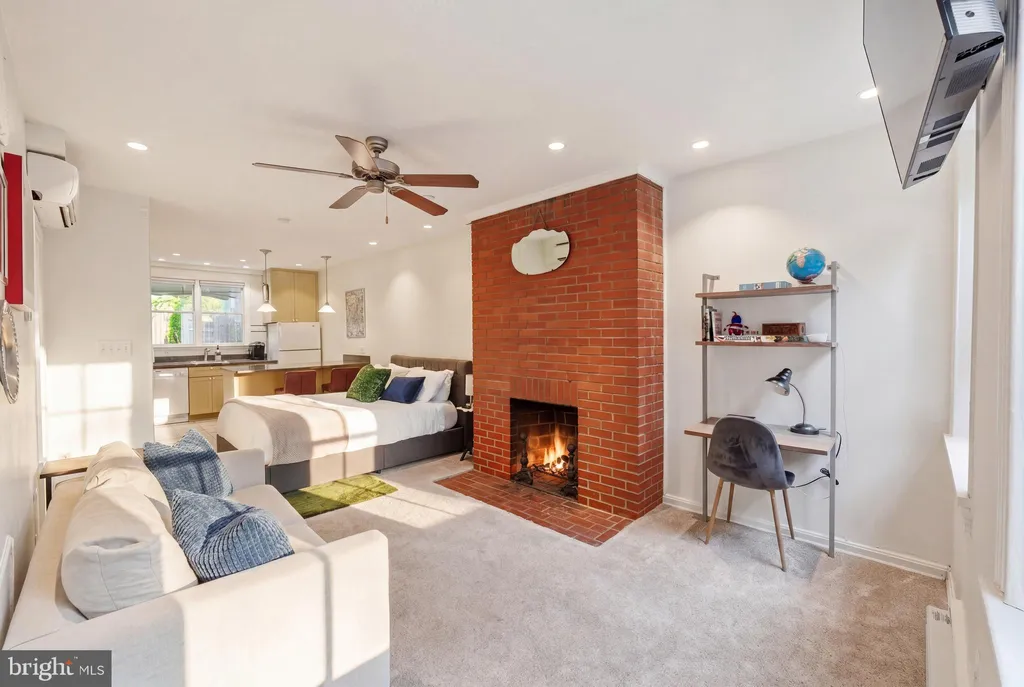 Additional image 57 of 319 C Street SE, Washington, DC 20003